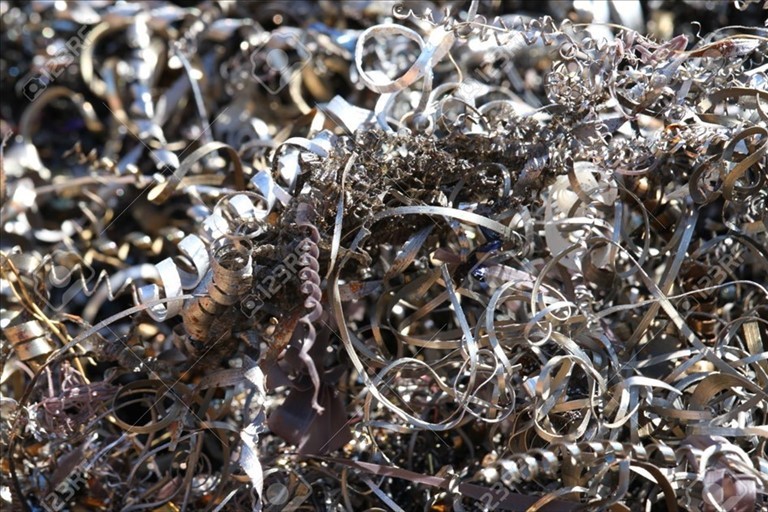 discarica di materiali ferrosi