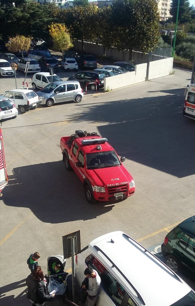 Principio di incendio nella radiologia del Sarcone