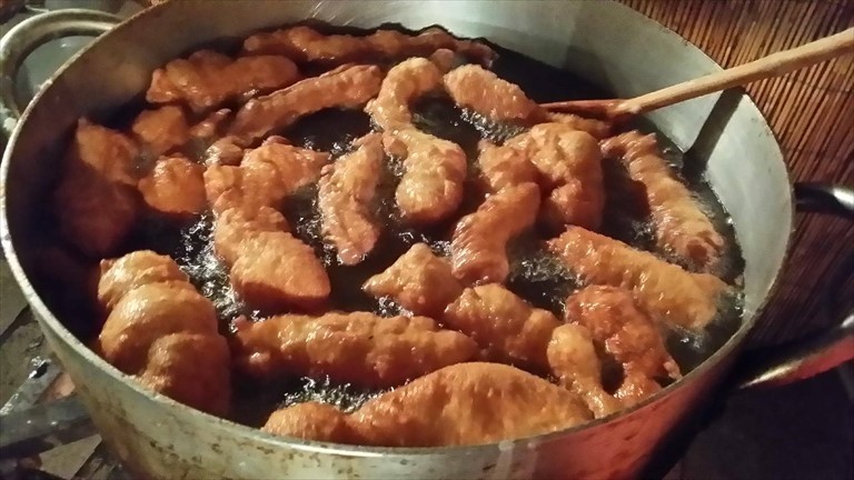 Pettole