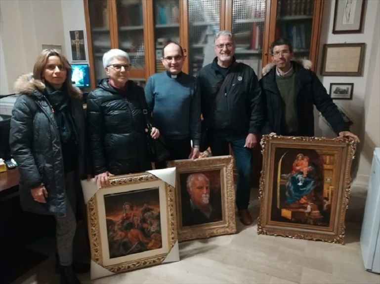 La famiglia di Antonio Volpe dona sei tele dell'artista alla Santa Maria