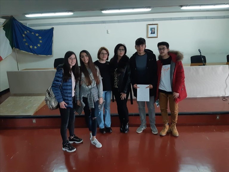 Quattro studenti del Polo liceale alla finale regionale dei Giochi Matematici