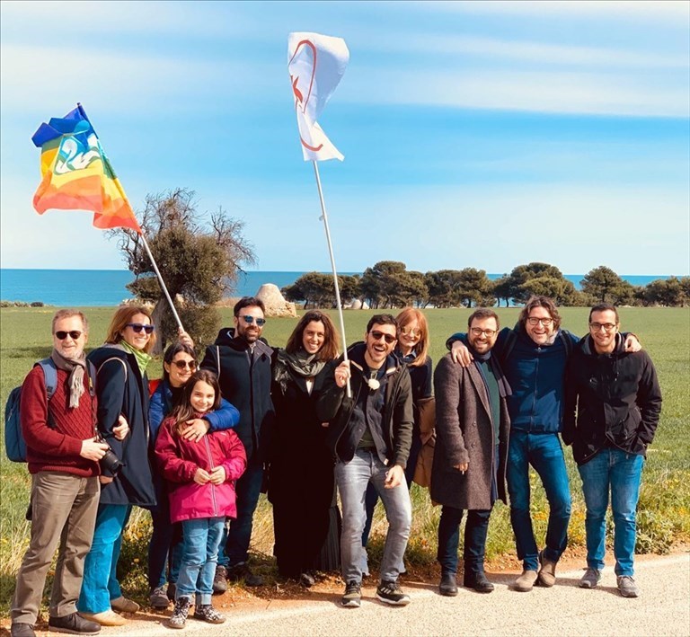 I movimenti e le associazioni pugliesi manifestano per Costa Ripagnola. C'è anche La Corrente