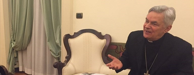 Il vescovo della diocesi di Molfetta Monsignor Domenico Cornacchia