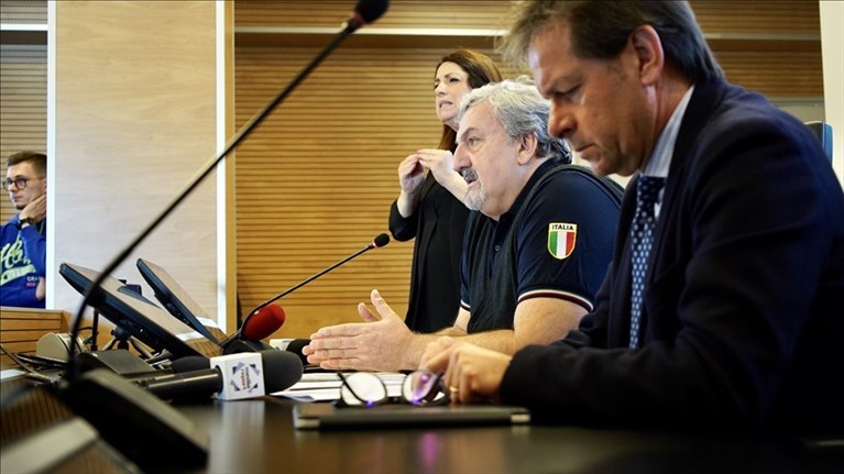 Emiliano e Montanaro alla conferenza stampa sul Coronavirus