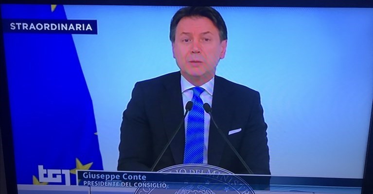 Conferenza stampa conte