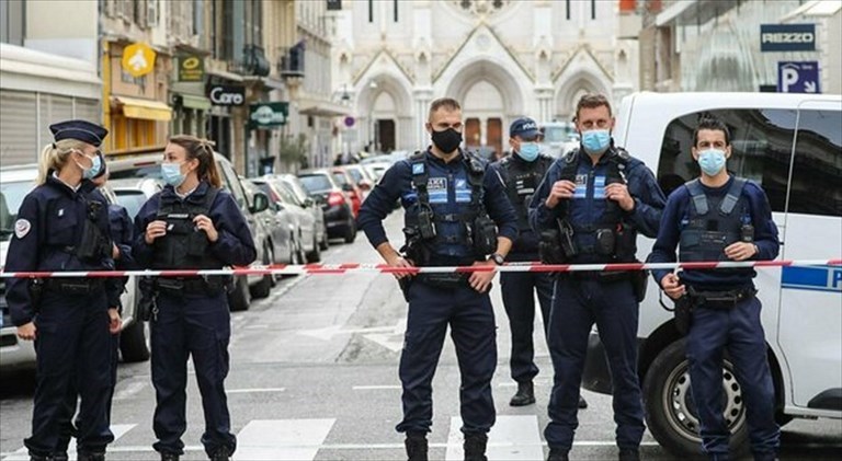 «Bari crocevia del terrorismo? L'Italia è tra i principali esportatore di armi nel mondo»