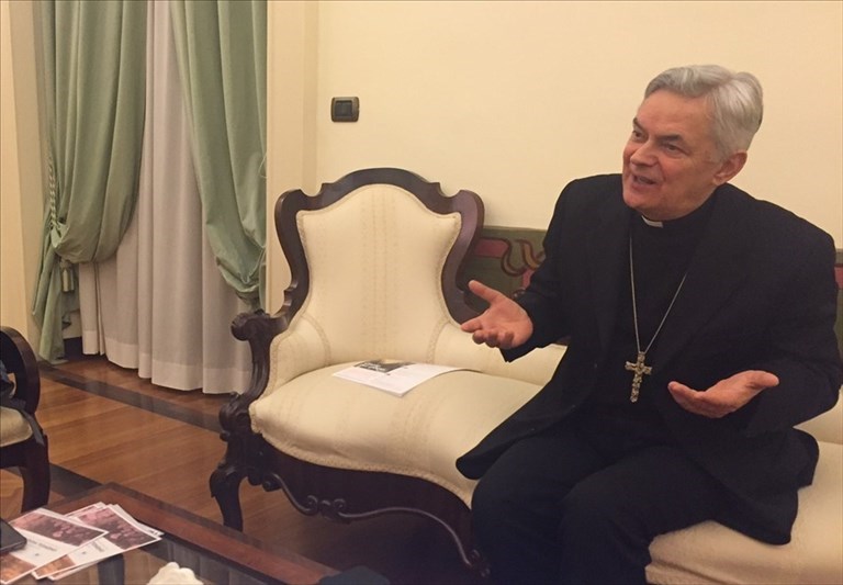 Il vescovo della diocesi di Molfetta Monsignor Domenico Cornacchia