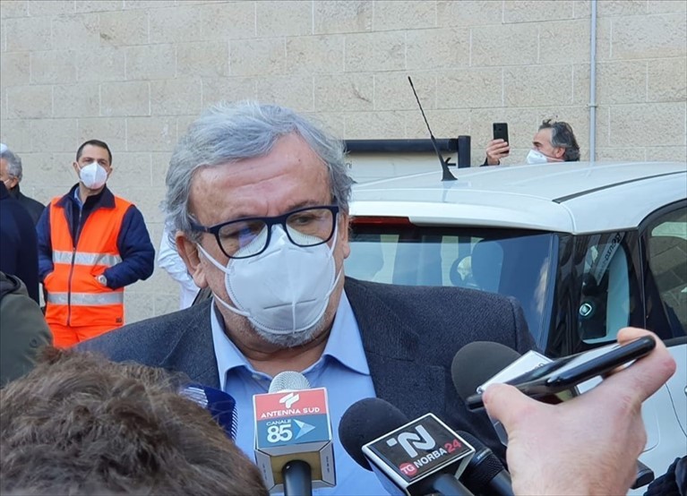Il presidente Michele Emiliano