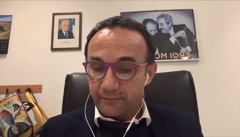 Gemmato: «Parchi aperti solo al mattino