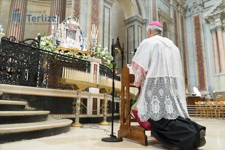 16 aprile: una data che lega in modo indissolubile il popolo terlizzese alla Vergine di Sovereto