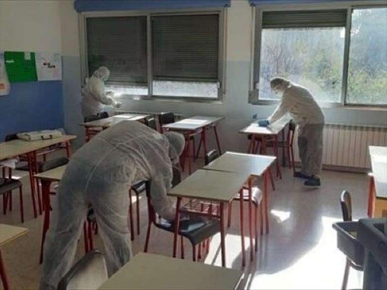 Sanificazione a scuola