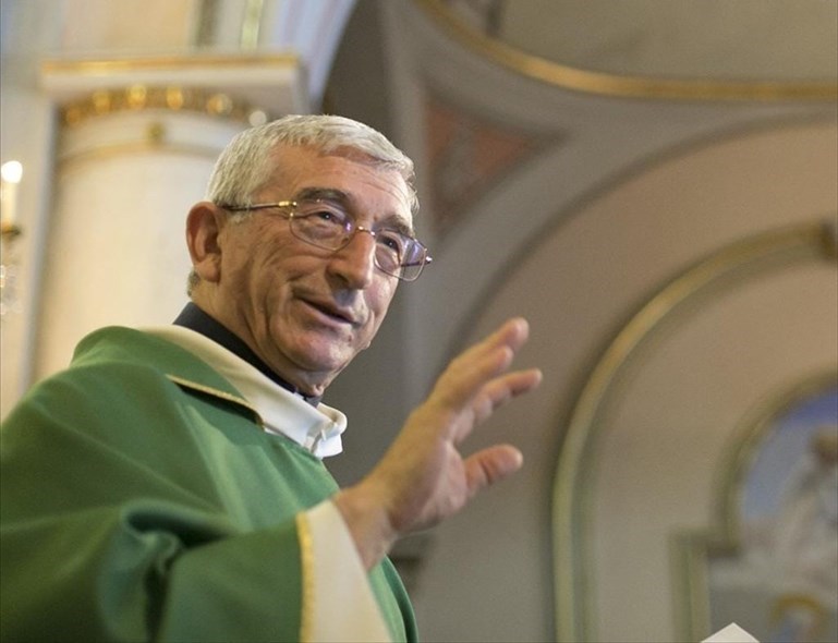 È morto don Franco Marinelli: oggi la messa officiata dal Vescovo in Santa Maria la Nova
