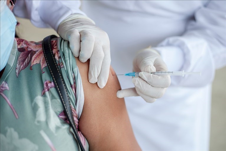 Vaccinazione anticovid a cura dei medici di medicina generale