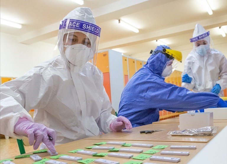 Laboratori Covid - test