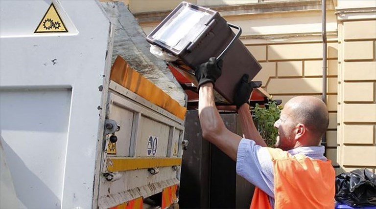 Raccolta differenziata porta a porta