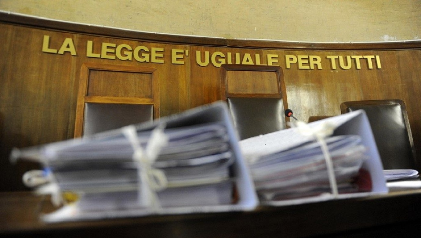 Minacce al professore, condannata la madre di una studente del Sylos Fiore