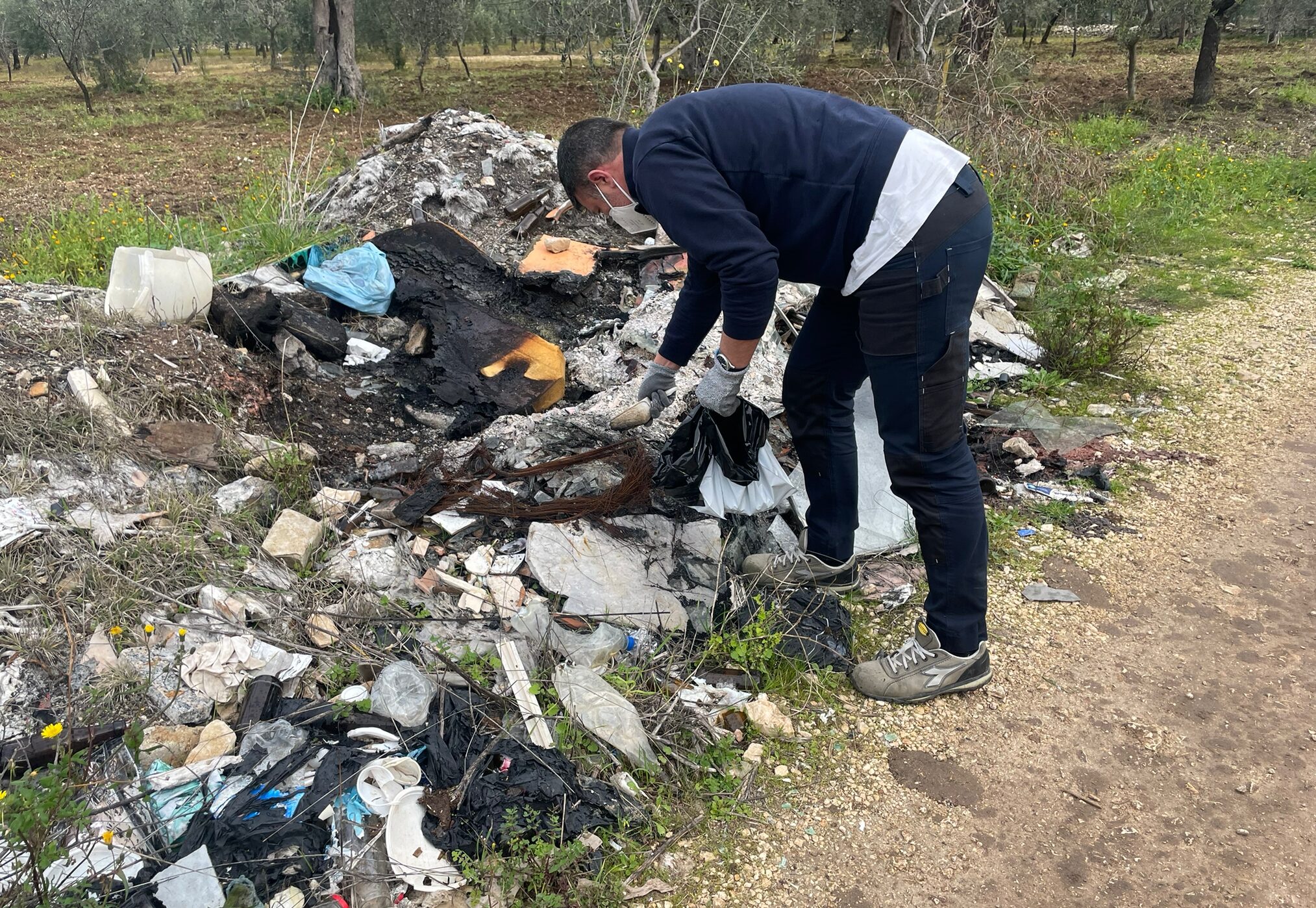 Amianto nelle campagne di Terlizzi: al via l’operazione di campionatura