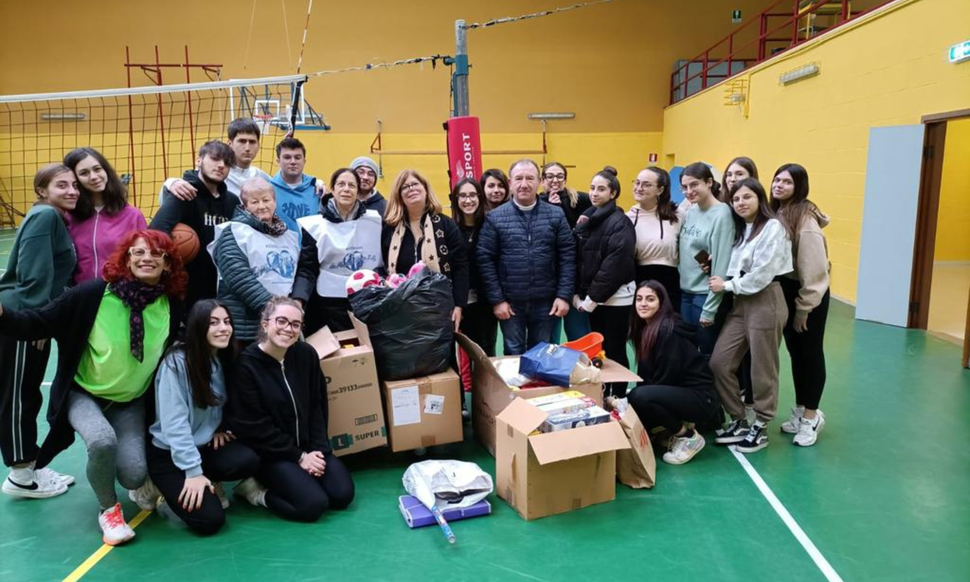Azioni di solidarietà al Liceo “Tedone” – Natale per tutti