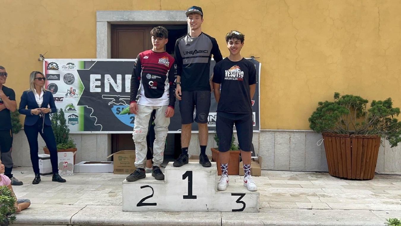 Luca de Leo Campione Regionale Juniores Enduro Sud Italia