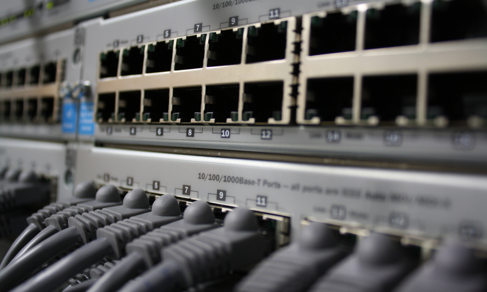 Quali sono le differenze tra uno switch layer 2 e uno switch layer 3