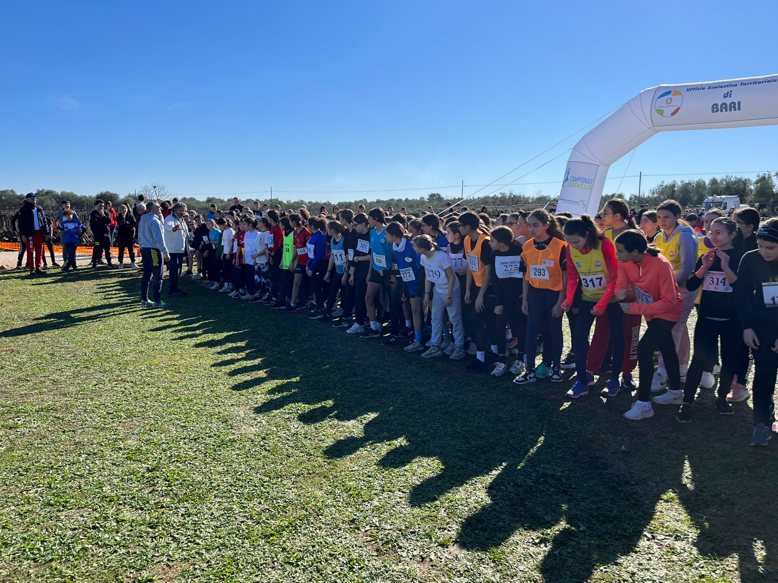 Campionati studenteschi, gli alunni della Gesmundo – Moro – Fiore primi in corsa campestre