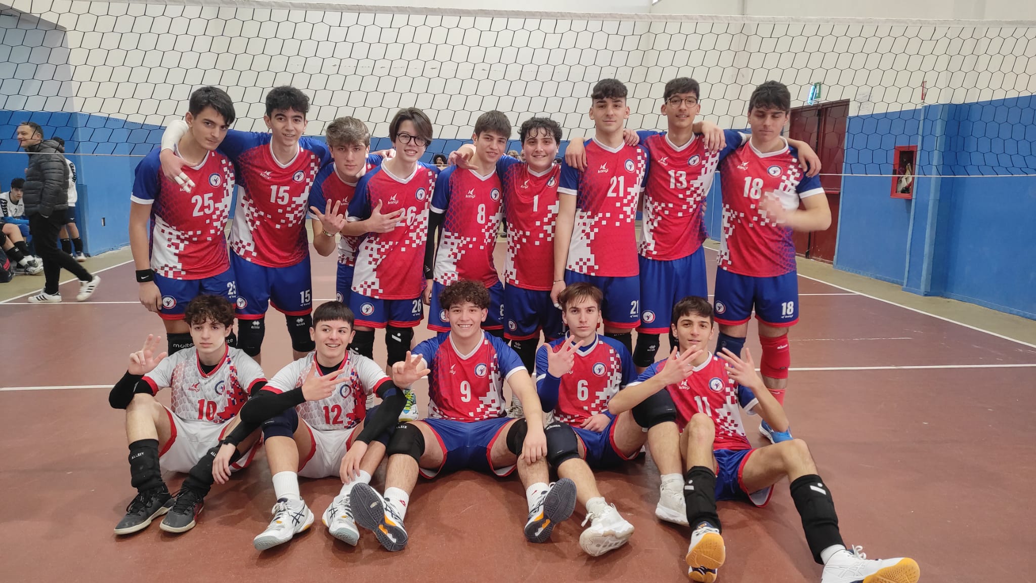 L’Under 17 della Scuola di Pallavolo Terlizzi ai quarti di finale regionale contro la Martinucci Alessano