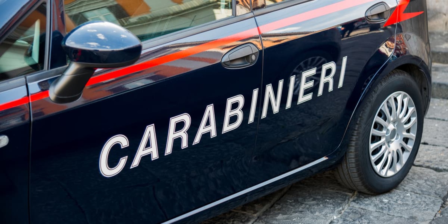 Ford Fiesta rubata a Molfetta ritrovata nel centro di Terlizzi