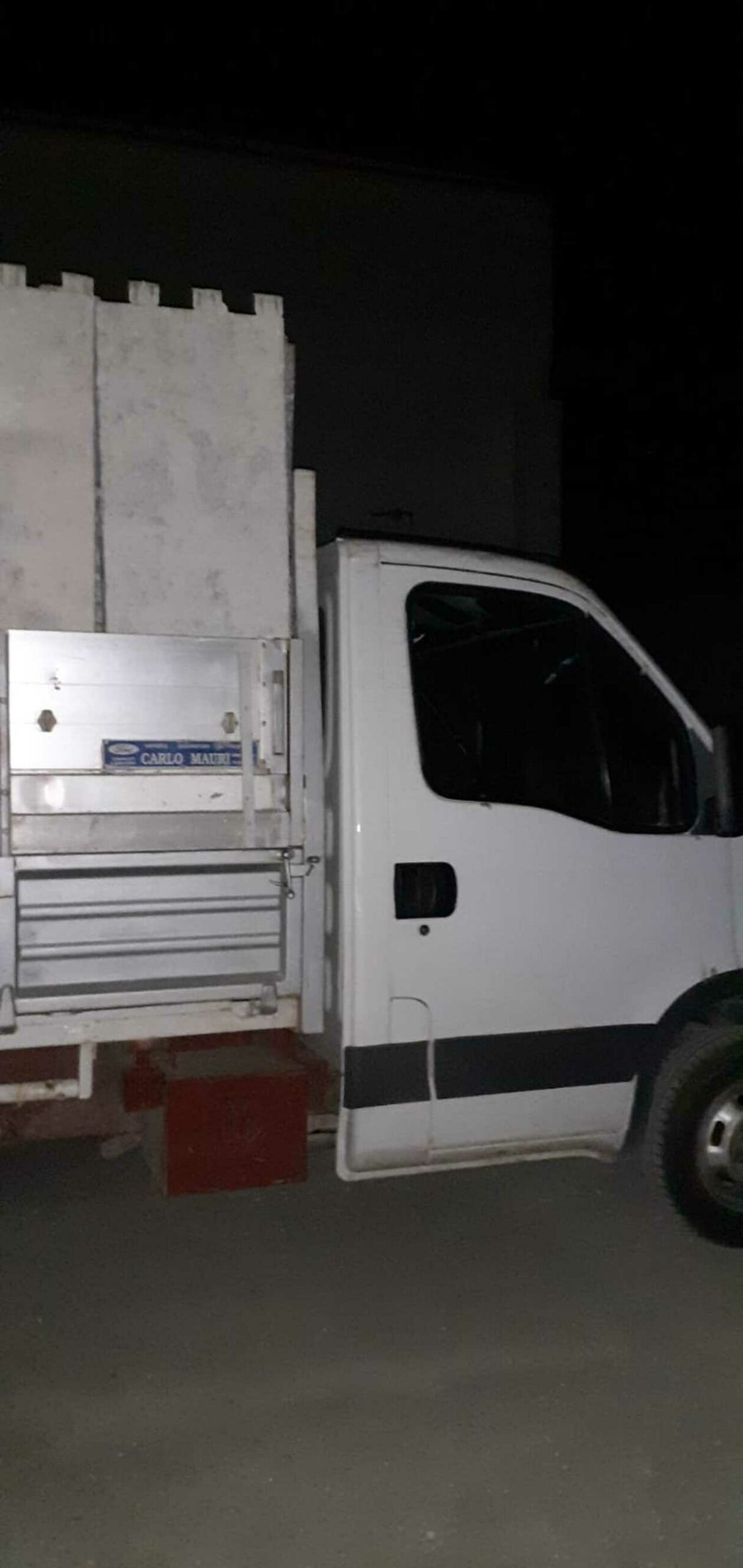 Capannone in fase di ristrutturazione preso di mira: il furto sventato dall’Apulia