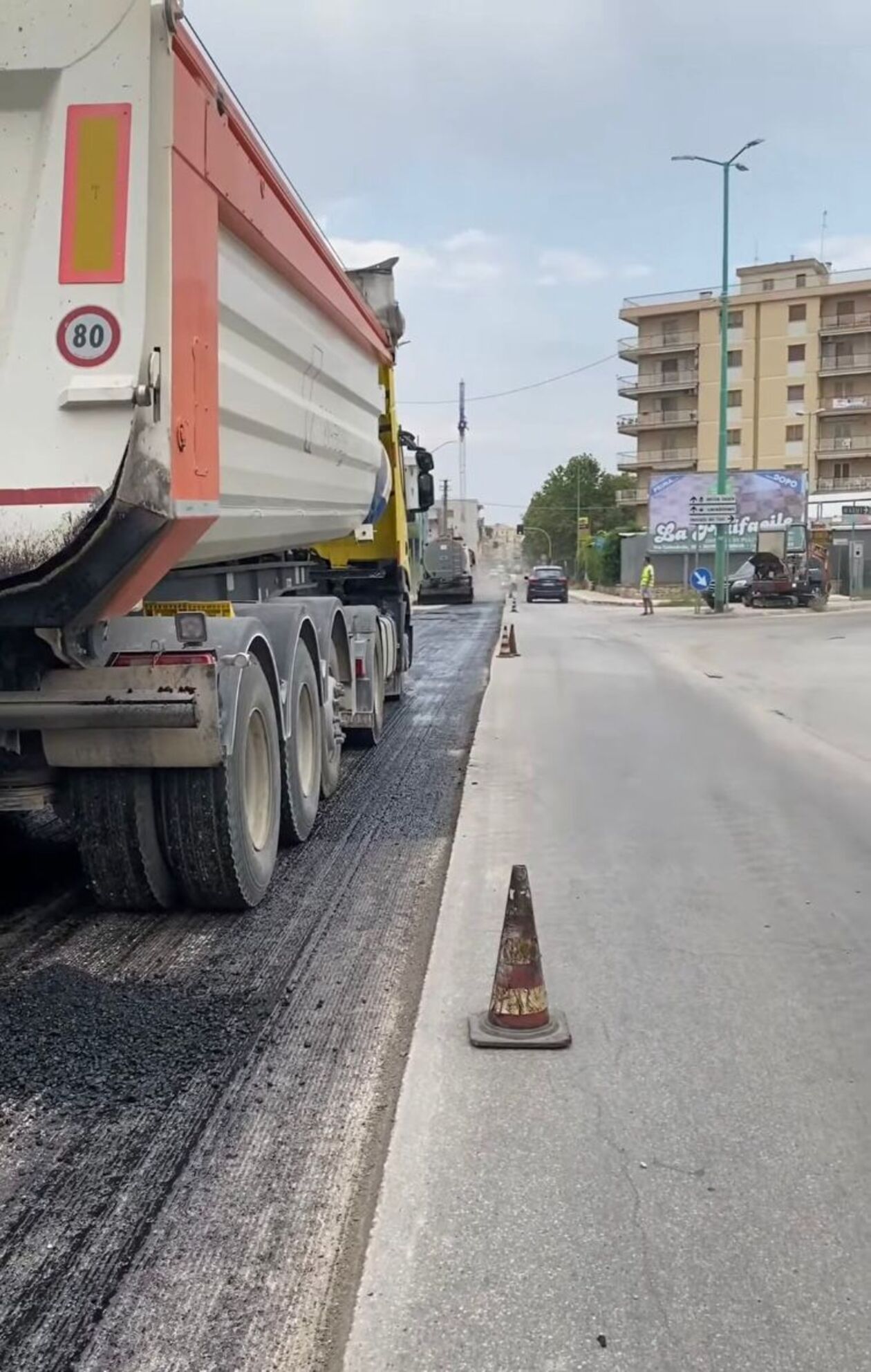 Iniziata la bitumazione di via Ruvo attraverso il programma regionale “Strada x Strada”