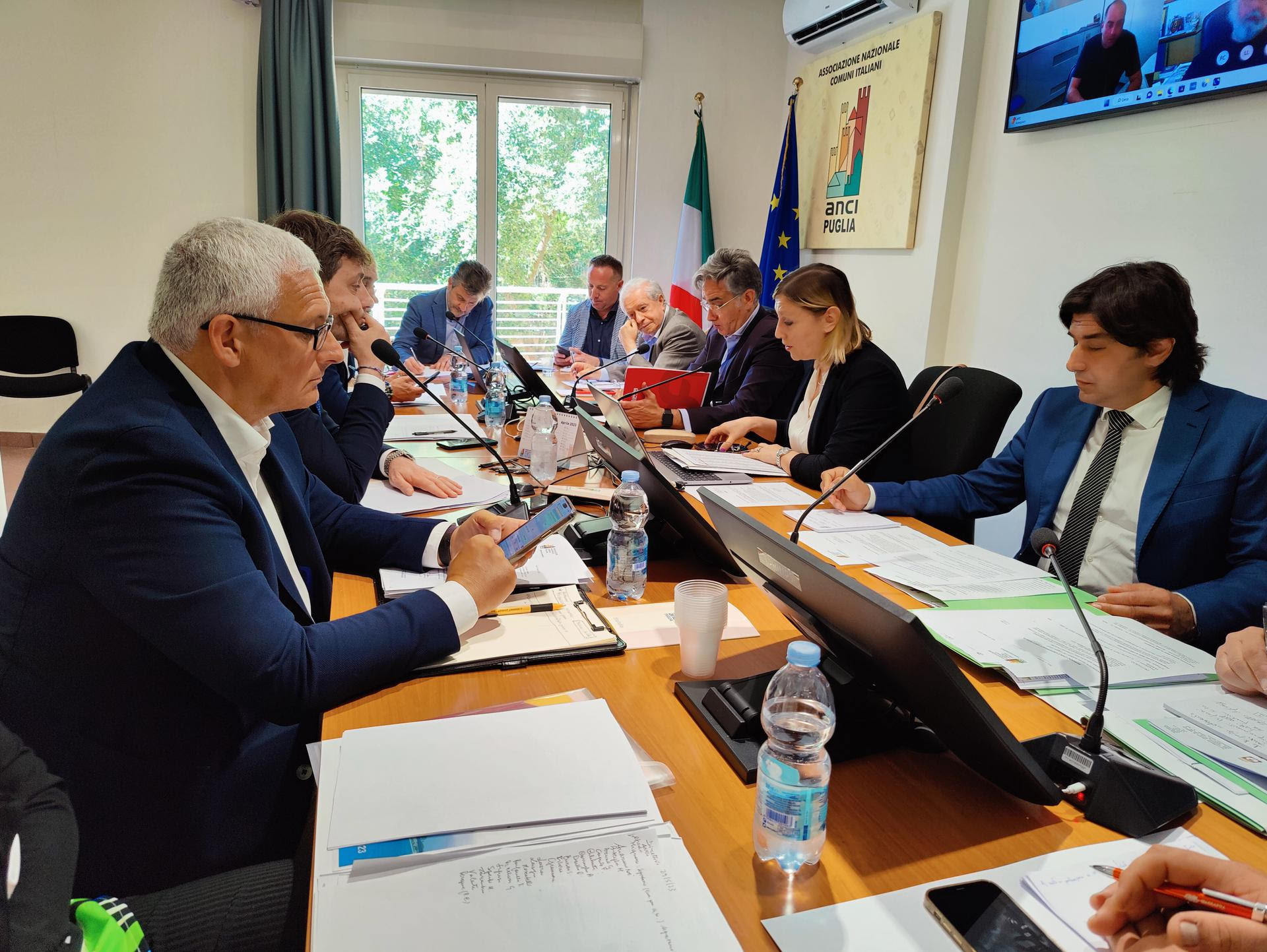 Emergenza povertà, il grido dei sindaci pugliesi: «La Regione faccia qualcosa»