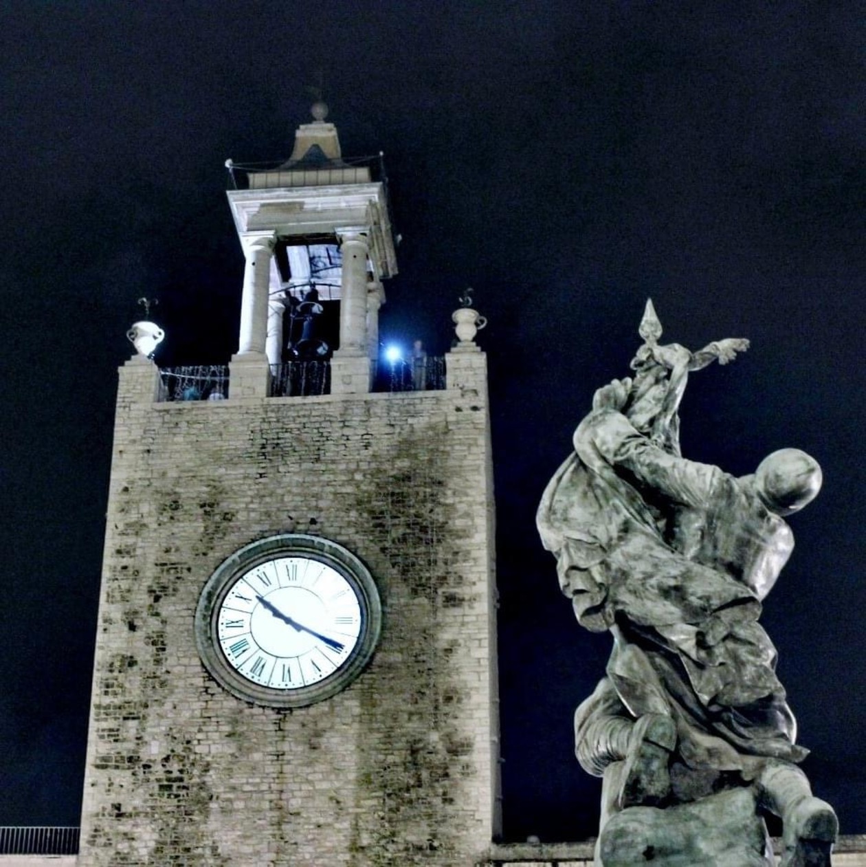 Apertura straordinaria della Torre Normanna, il Chiostro delle Clarisse e il Teatro Comunale  per la Notte Bianca a Terlizzi