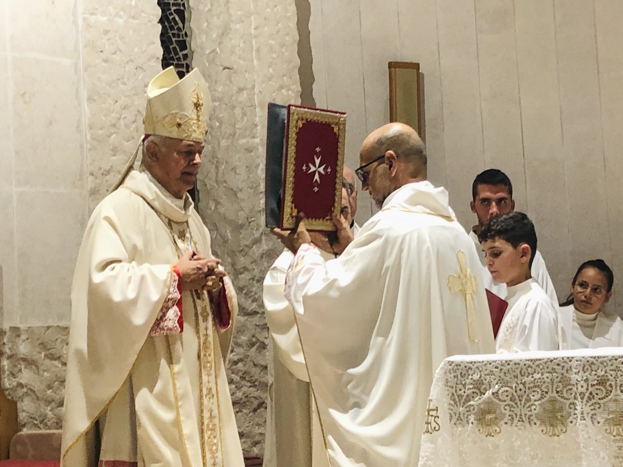 La comunità parrocchiale di S. Maria della Stella da il benvenuto a Don Nino Prisciandaro