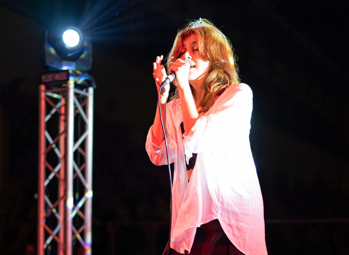 I vincitori del premio musicale Acanthus. Ad Ornella Vitagliano il premio Città dei Fiori