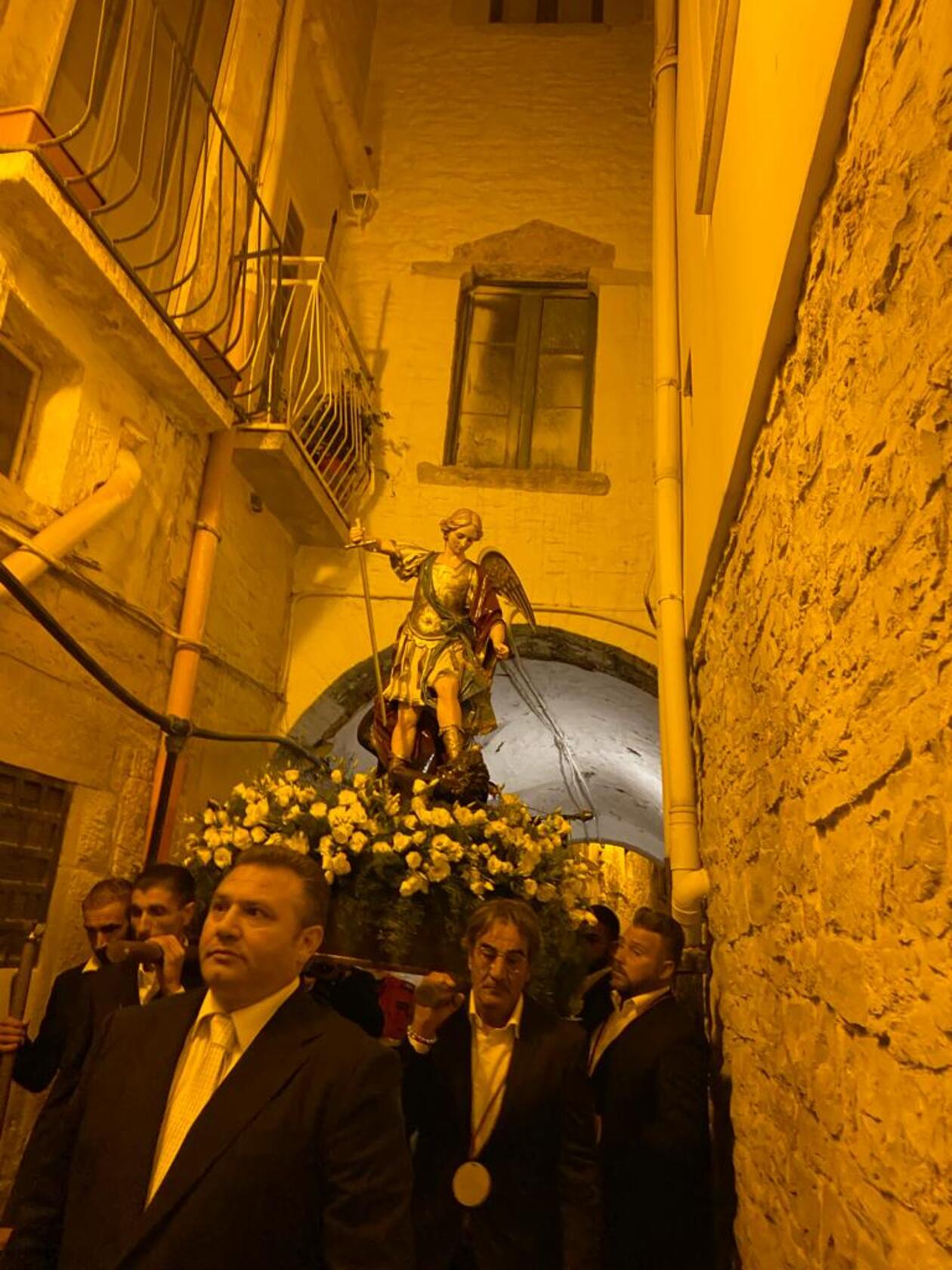 Questa sera la fiaccolata di fede in onore di San Michele Arcangelo