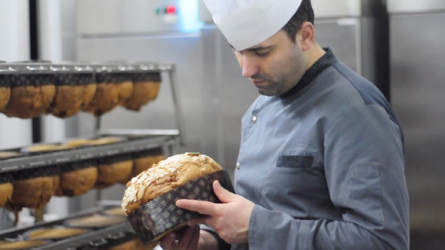 Il terlizzese Nico De Chirico tra i migliori 30 pasticcieri del concorso Mastro Panettone 2023