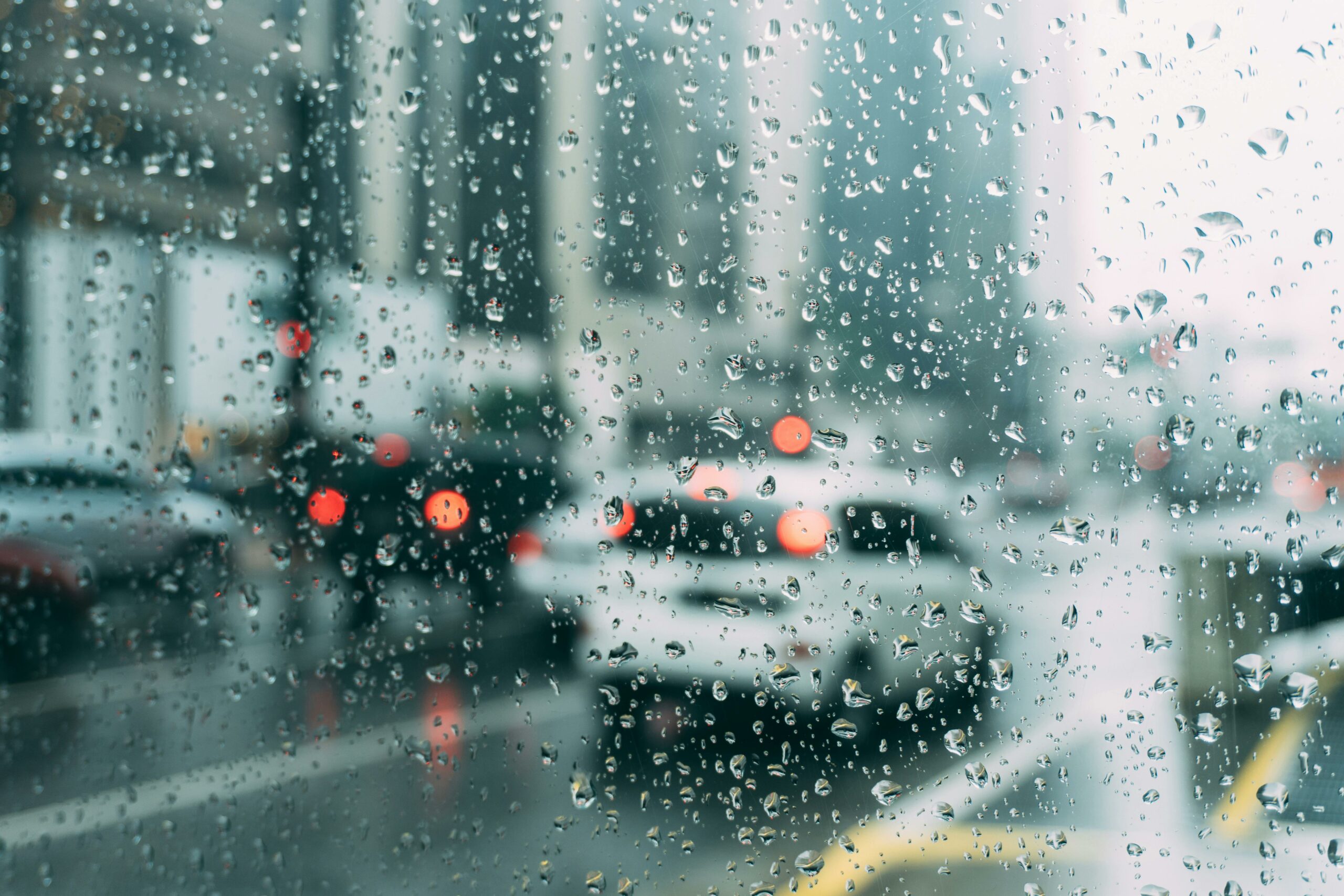 Pioggia in arrivo: allerta gialla della protezione civile
