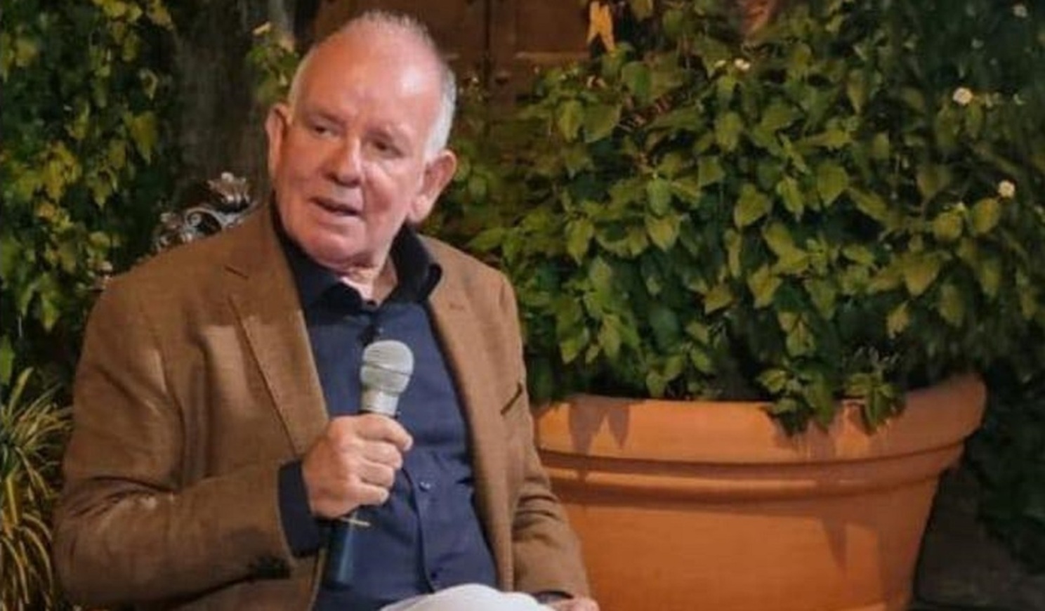 Riccardo Riccardi presenta a Terlizzi il suo libro “Le impavide del Sud”