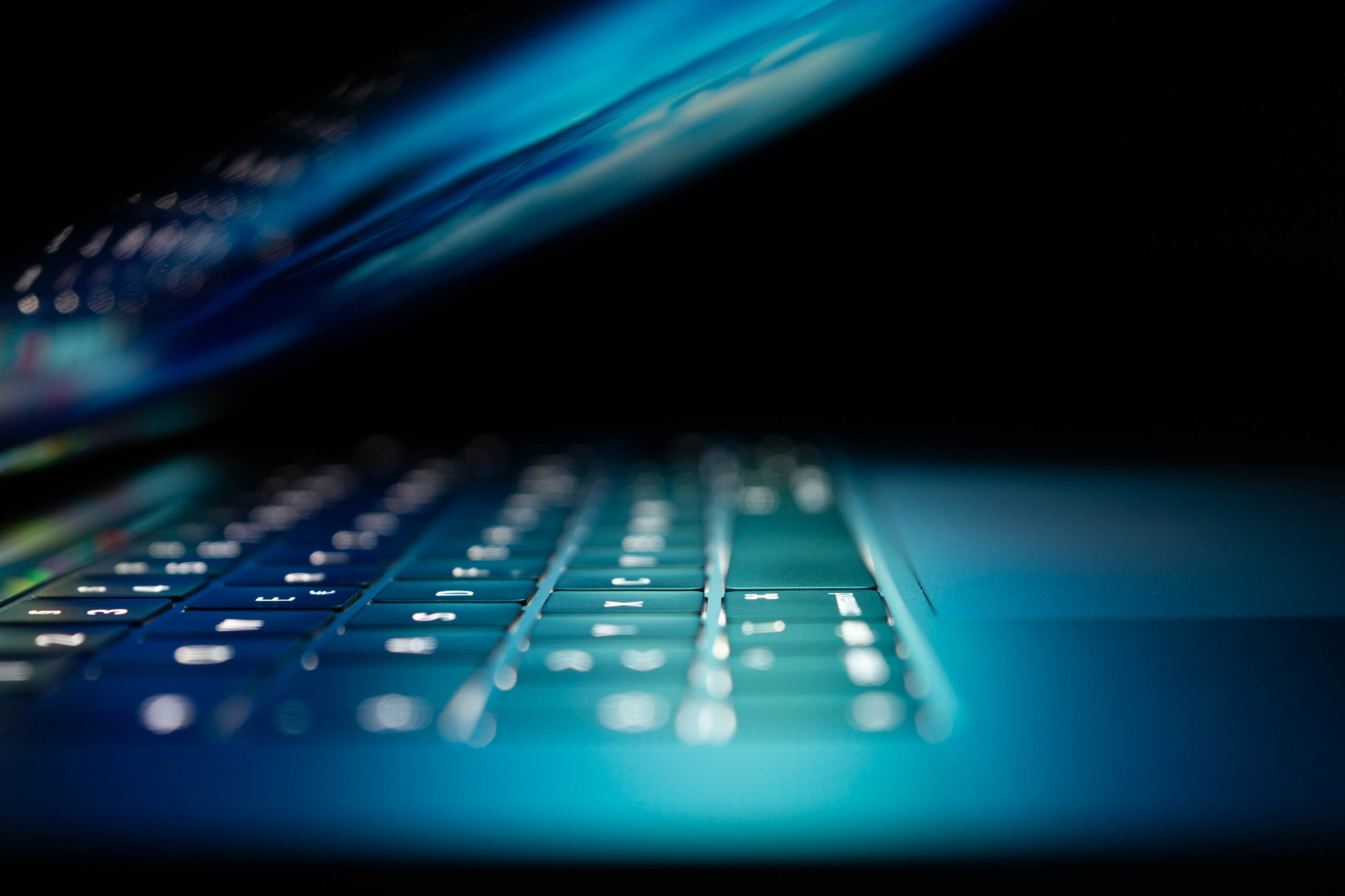 “Settembre digitale”, quattro corsi gratuiti per imparare a usare gli strumenti informatici