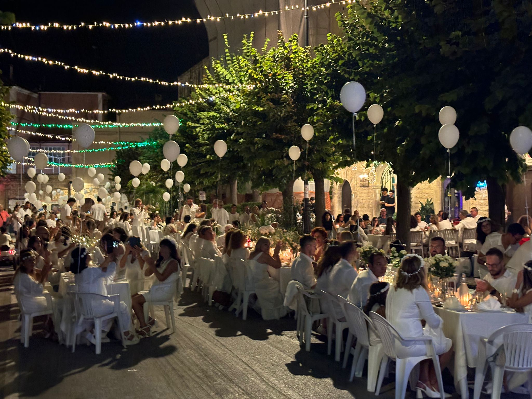 Grande successo per la Cena Bianca a Terlizzi