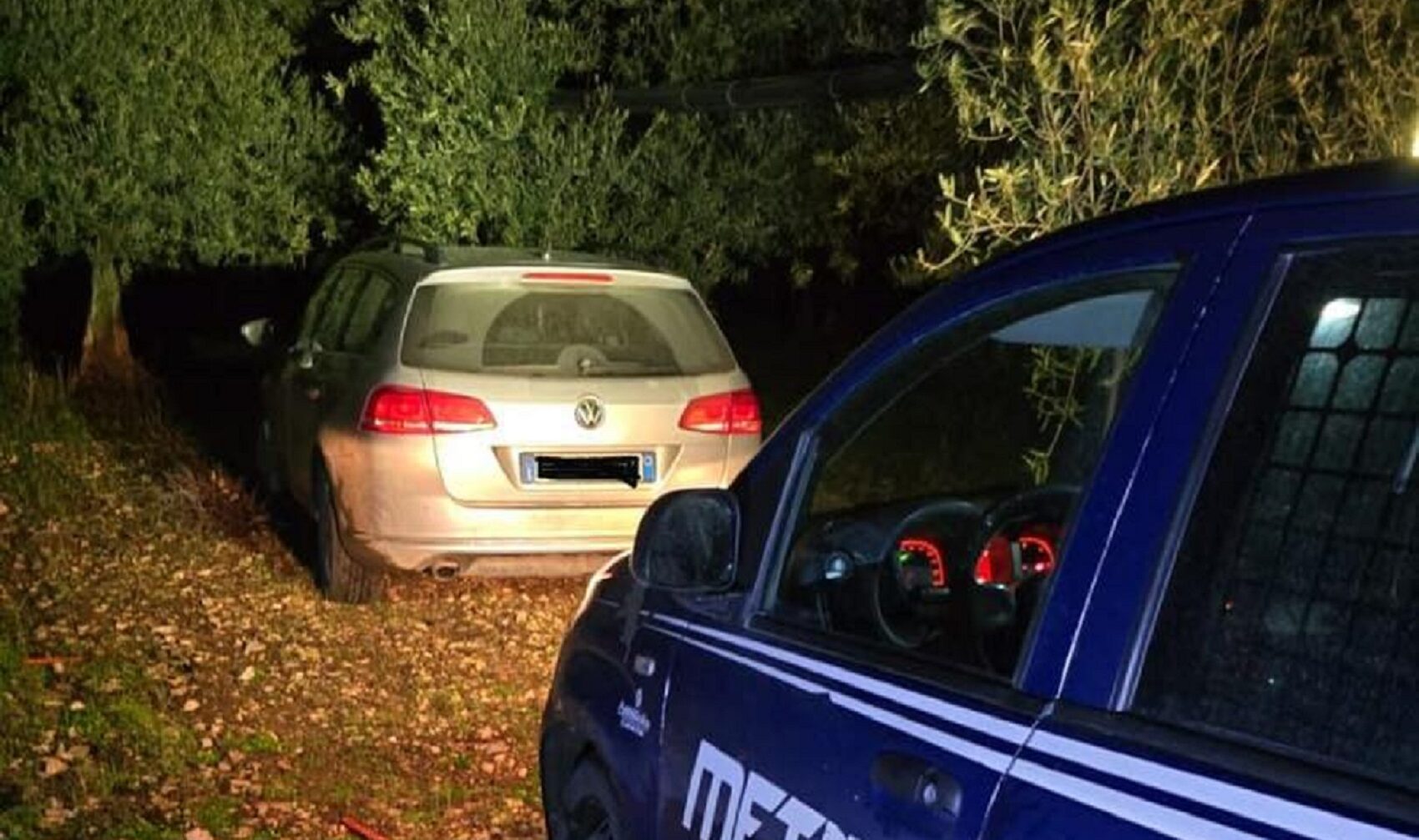 Auto rubata recuperata nelle campagne di Terlizzi