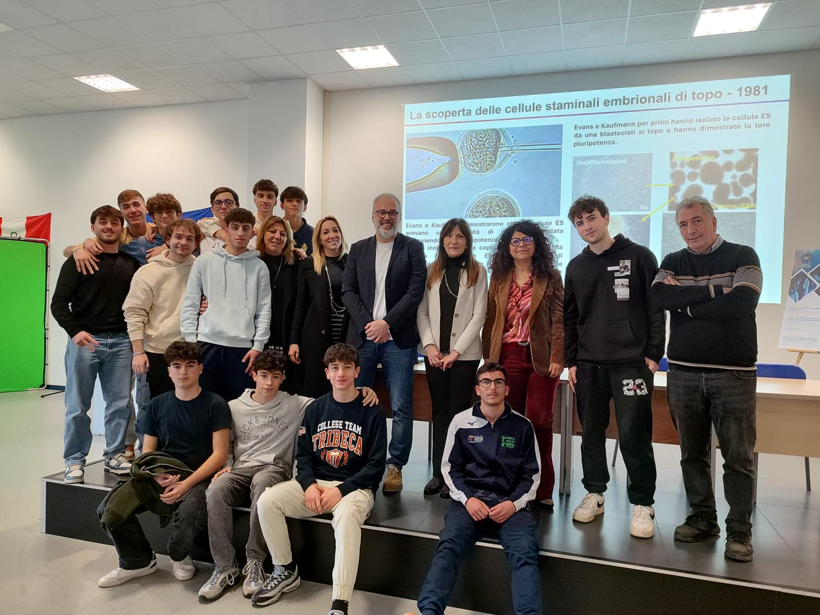Lo scienziato Giacomo Volpe al Polo liceale Sylos-Fiore di Terlizzi