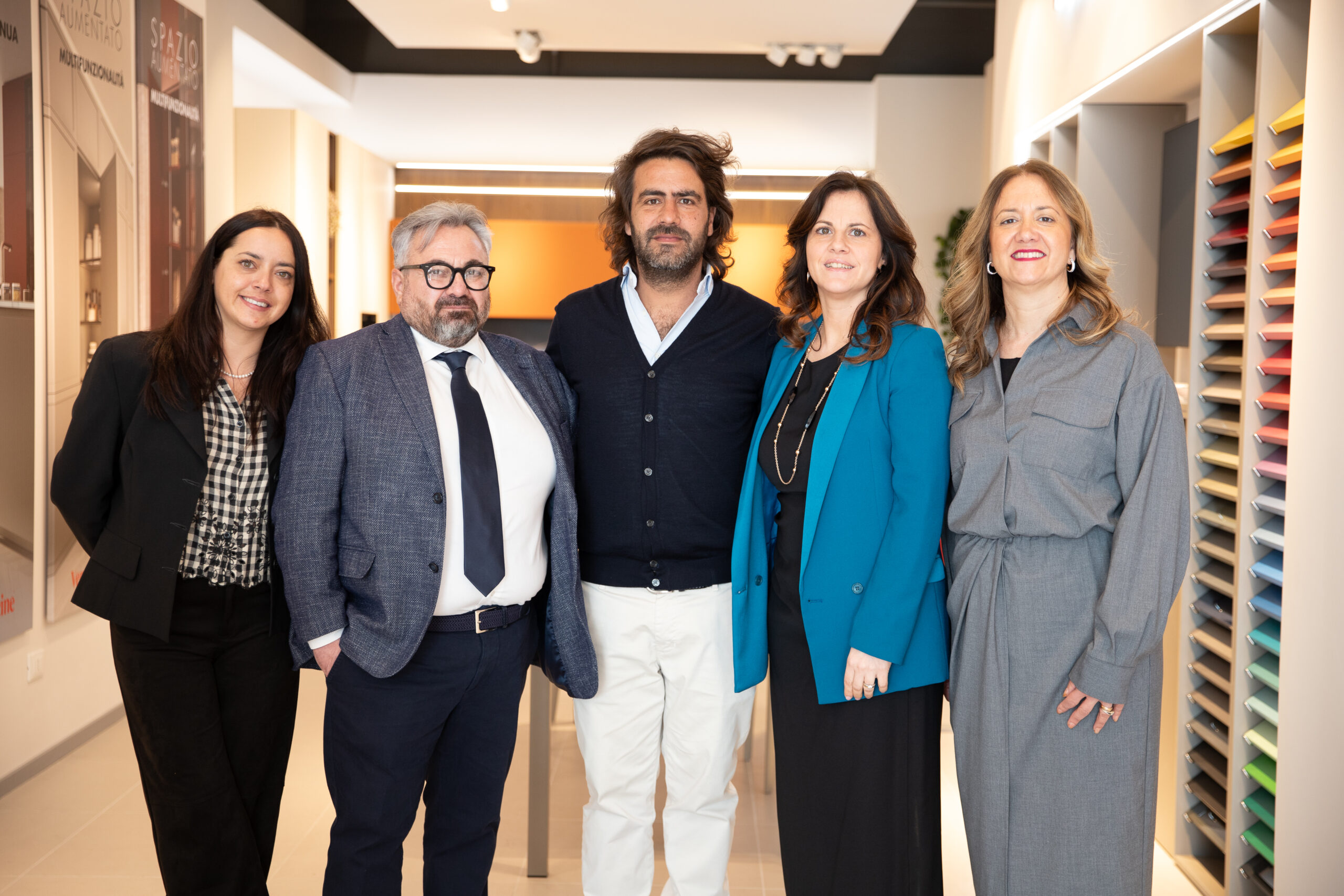 Strippoli Mobili apre il nuovo showroom a Monopoli. Si consolida la partnership con Veneta Cucine