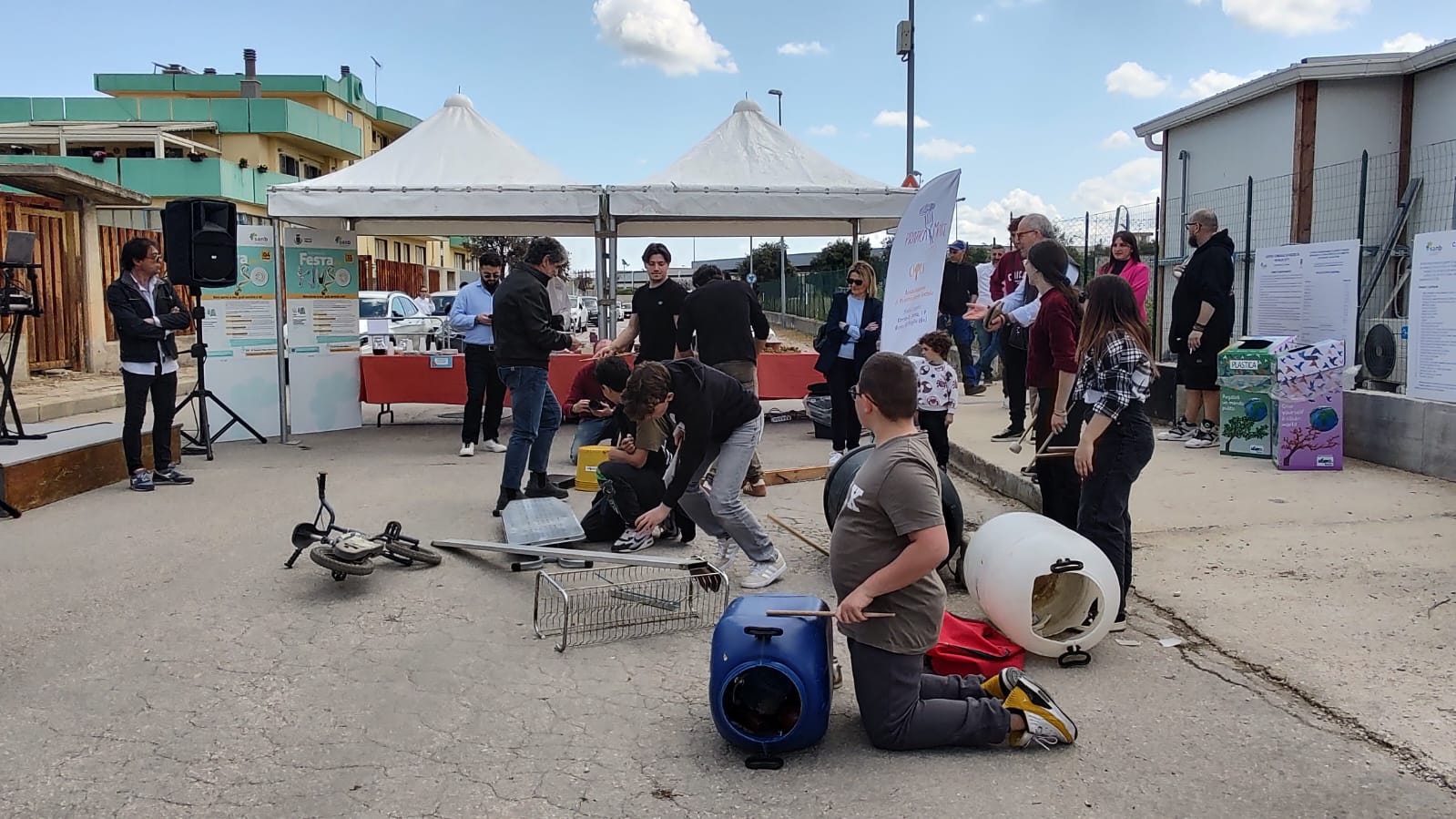 Riciclo, dono e creatività: grande successo per la festa del Riuso