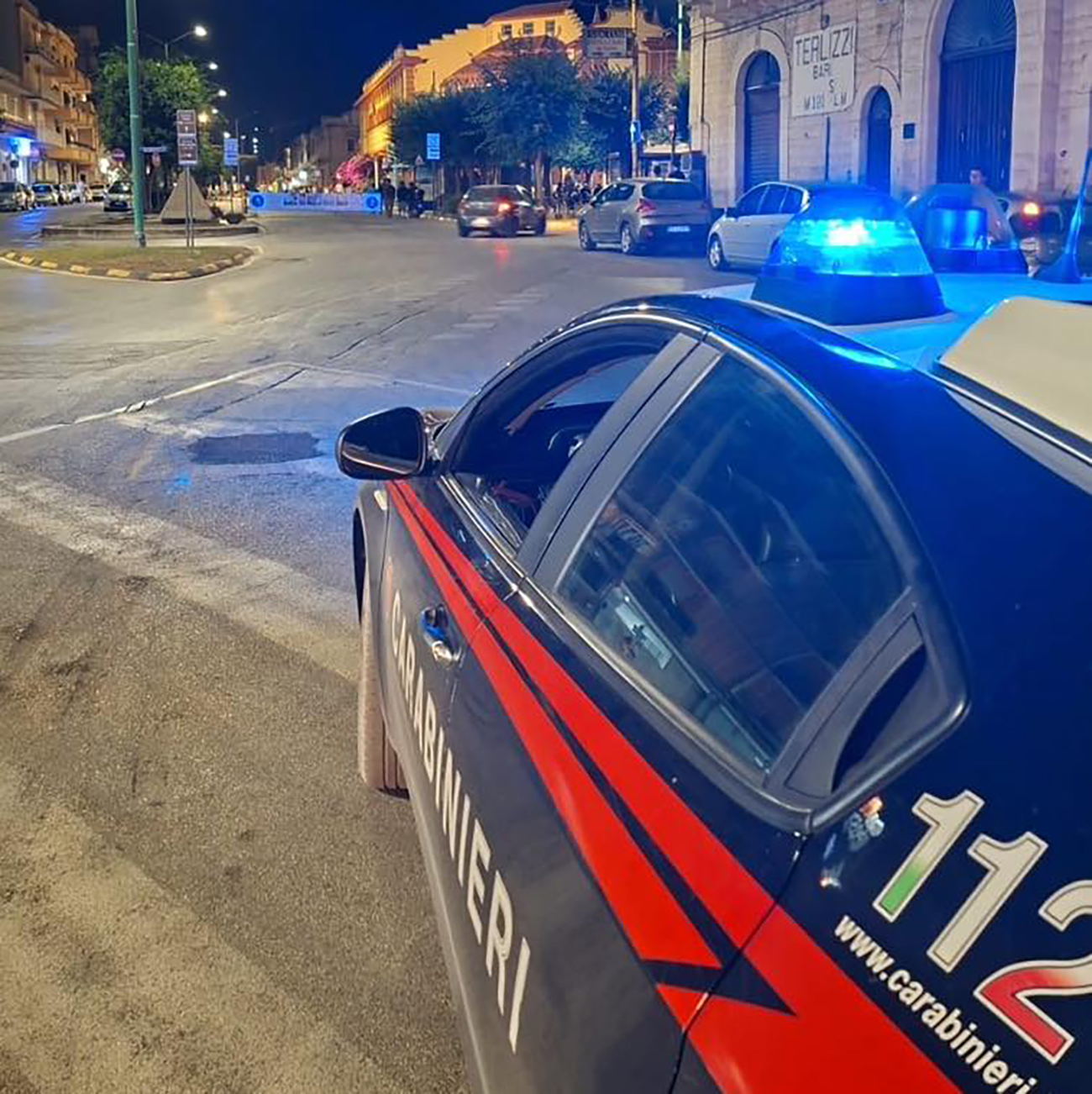 Assalto al Postamat di via Quercia: boato nella notte a Terlizzi, banditi in fuga a mani vuote