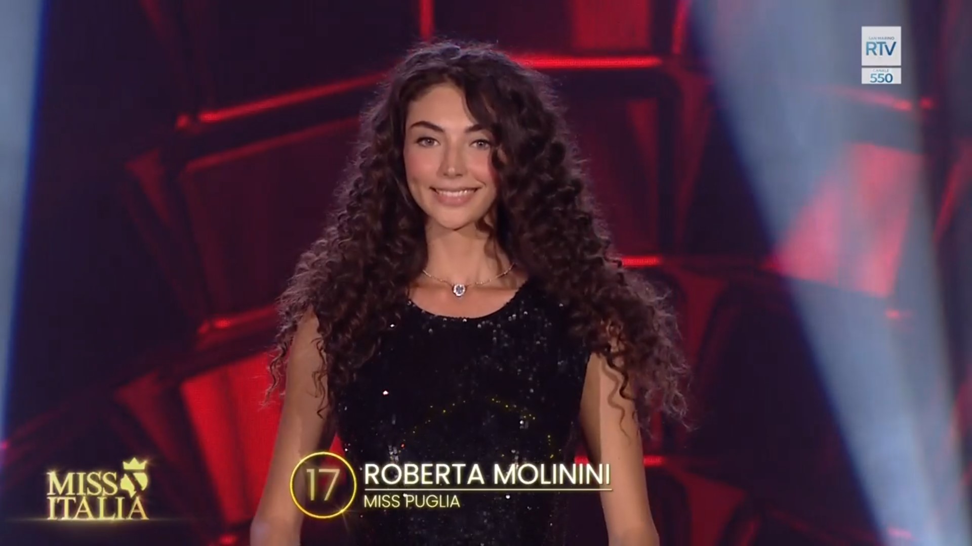 Miss Italia, sfuma il sogno di Roberta. Per la modella terlizzese è comunque una vittoria