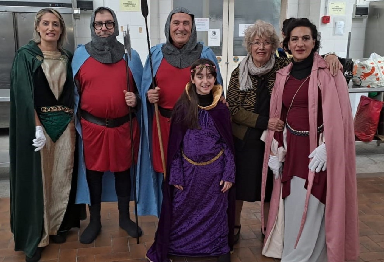 La Compagnia Gymnasium sfila con la Pro Loco di Terlizzi ai Cortei storici di Puglia