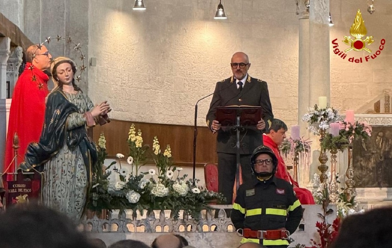 A Bari la festa di Santa Barbara tra devozione e servizio: i Vigili del Fuoco sempre in prima linea