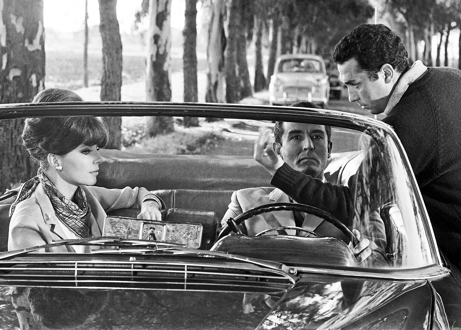 Fellini, Gassman e le dive: a Palazzo Gioia la “Dolce Vita” vista da Rodrigo Pais