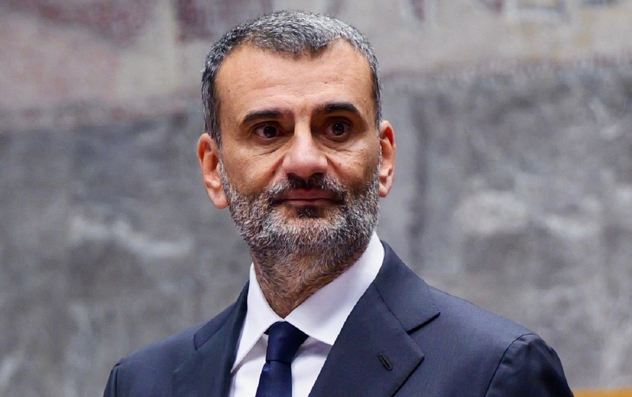 Antonio Decaro è ufficialmente il nuovo presidente della Regione Puglia
