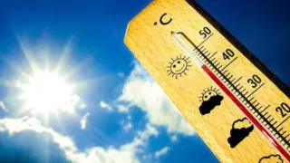 Il caldo non concede pause: altri due giorni roventi. Arriva il bollino rosso